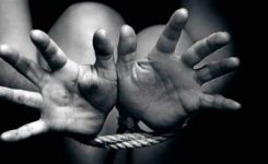 Eurostat: vittime tratta di esseri umani aumentate del 10% nel 2021